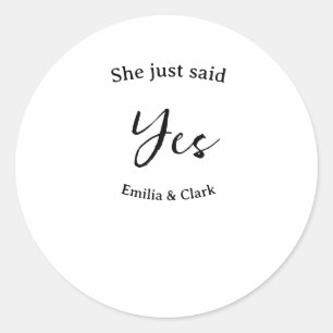 Pegatina Redonda ella acaba de decir sí nombre de la fiesta de comp