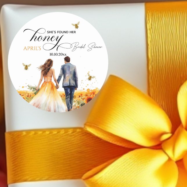 Pegatina Redonda Ella Encontró su Desayuno de Bodas  (Subido por el creador)