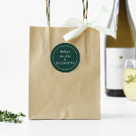 Pegatina Redonda Emerald Green Modern Gracias Favor De La Boda<br><div class="desc">Estos sellos de cartas y pegatinas redondos clásicos de color verde esmeralda le dan un toque de elegancia y sofisticación a su boda. Son perfectas para una boda minimalista o elegante. Estos pegatinas pueden ser personalizados con los nombres de la novia y del novio.</div>