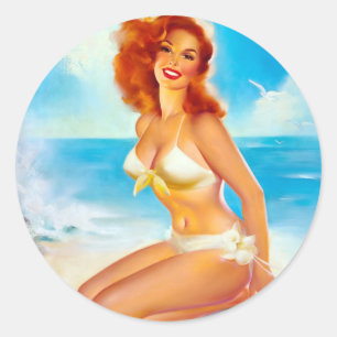 Pegatina Redonda En el Beach Pin Up