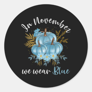 Pegatina Redonda En Noviembre, Usamos Calabazas Azules Caídas De La