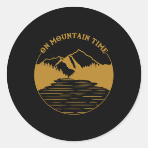 Pegatina Redonda En Tiempo De Montaña - Divertido Senderismo Y Rega