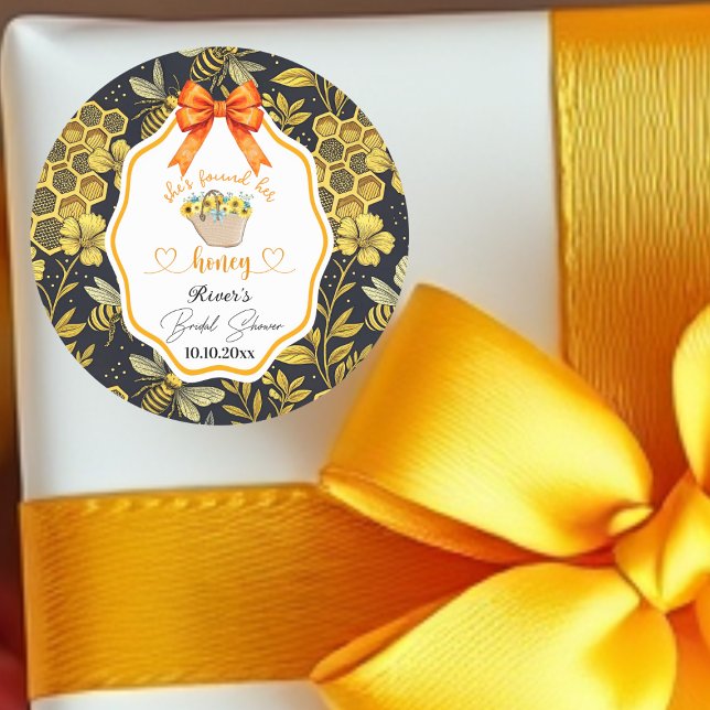 Pegatina Redonda Encontró Su Ducha De Nena (Subido por el creador)