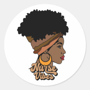 Pegatina Redonda Enfermera vibes afro enfermera afroamericana mujer