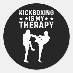 Pegatina Redonda Entrenamiento divertido de kickboxing para hombres