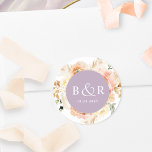 Pegatina Redonda Envoltura de Boda Rubor y Lavender de Peach / Favo<br><div class="desc">Elegante sello para sobres boda monogramado o favorece al pegatina con una preciosa acuarela florida en una hermosa mezcla de melocotón, naranja, rosa rubor, crema y champán. Centrar en malva lavanda con iniciales y segunda línea de texto en blanco. Dos opciones de tamaño y varias opciones de forma entre las...</div>