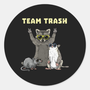 Pegatina Redonda Equipo Trash Opossum Raccoon Rat Animales Garbage