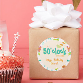 Pegatina Redonda Es el tema Fiesta de las 50 en algún lugar