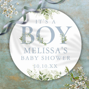 Pegatina Redonda Es un niño Dusty Blue Greenery Baby Shower
