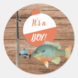 Pegatina Redonda Es un niño pescando Baby Shower
