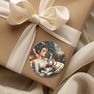 Pegatina Redonda Escena acogedora Mujer bebiendo cacao con gato