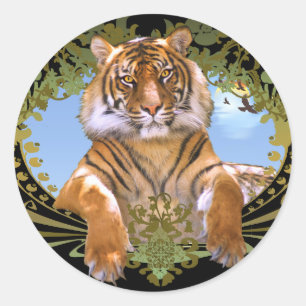 Pegatina Redonda Escudo feroz del tigre en peligro