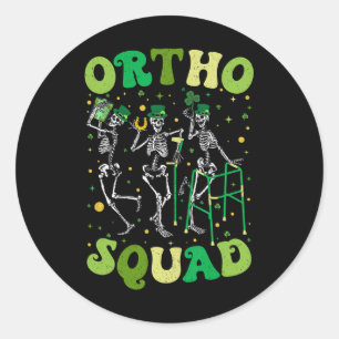 Pegatina Redonda Esqueletos de baile Ortho Squad St Patricks Orthop