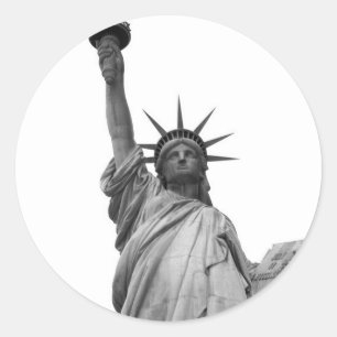 Pegatina Redonda Estatua blanca y negra de la libertad