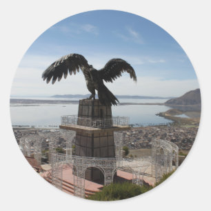 Pegatina Redonda Estatua del Cóndor Lago Titicac Puno Perú