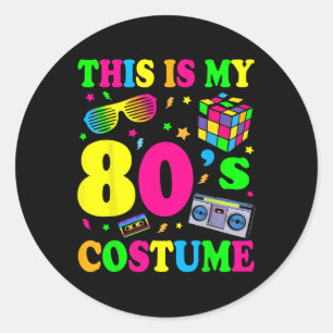 Pegatina Redonda Este es mi Fiesta de disfraces de 80 años