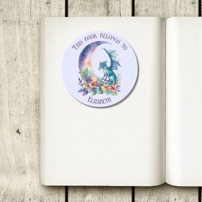 Pegatina Redonda Este libro pertenece a la Lavanda Dragónica Person (Subido por el creador)