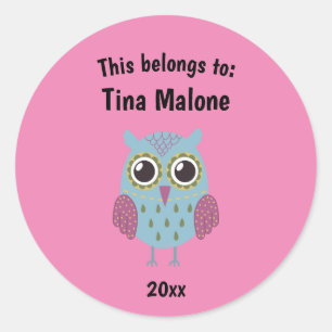 Pegatina Redonda Esto pertenece a la escuela Blue Owl Pink