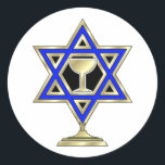 Pegatina Redonda Estrella judía<br><div class="desc">Regalos judíos e ideas de regalo con la bella Estrella Judía de David con una copa de vino en el centro.</div>