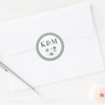 Pegatina Redonda Eucalyptus Greenery Elegant Wedding Monograma<br><div class="desc">Monograma Eucalyptus Verdor Foliage Verde Moderno Elegante Boda de Verano Pegatina Redondo.</div>