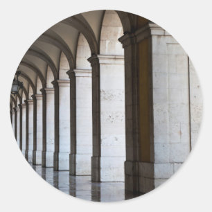 Pegatina Redonda Europa, Portugal, Lisboa. Columnas De La Sala