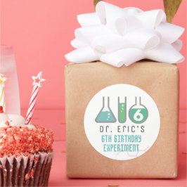 Pegatina Redonda Experimento científico Cumpleaños de Green Boy