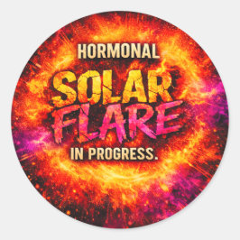 Pegatina Redonda Explosión Solar Hormonal en Curso – Divertido