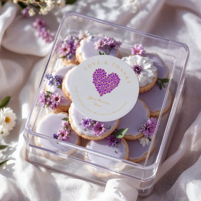 Pegatina Redonda Exquisite Floral Gorgeous Purple and Gold Effect  (Exquisite Round Stickers with Floral Design in Purple and Gold Effect with the Phrase Love & Thanks.)