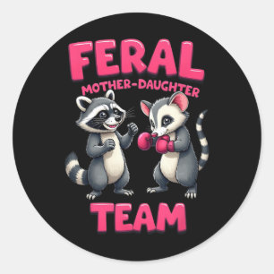 Pegatina Redonda Famoso equipo de Raccoon Boxear te