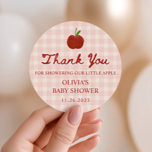 Pegatina Redonda Favor de Baby Shower de Cuadros Rojos Apple of Our