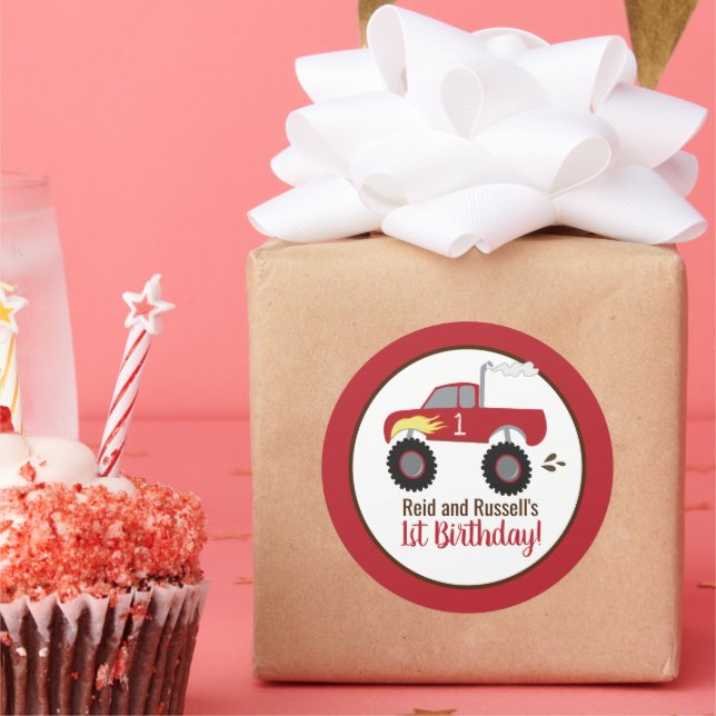 Pegatina Redonda Favor de cumpleaños del Camión Rojo (Fiesta)