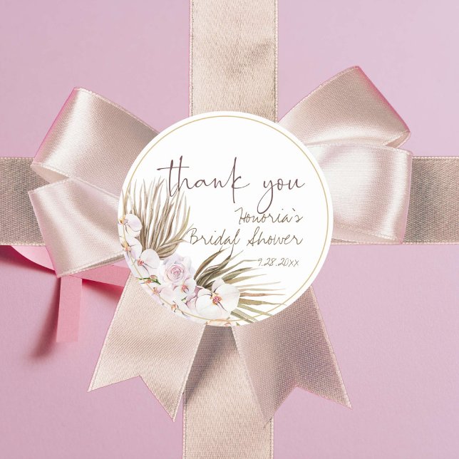 Pegatina Redonda Favor de orquídea rosa seca boho (Boho foliage and pale pink orchids for a modern bridal shower sticker label)
