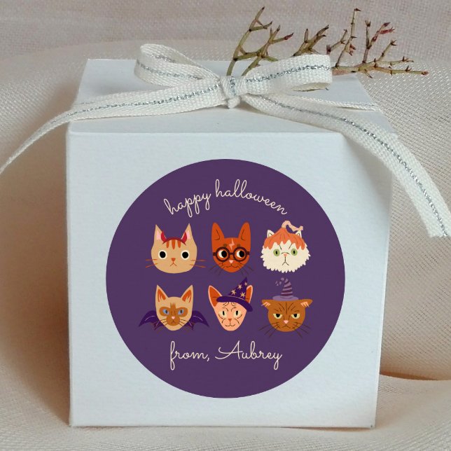 Pegatina Redonda Felices gatos de Halloween con traje (Subido por el creador)