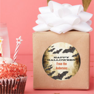 Pegatina Redonda Felices murciélagos de Halloween y pergamino quema