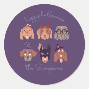 Pegatina Redonda Felices perros de Halloween con traje