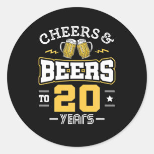 Pegatina Redonda Felicidades Cumpleaños 20 Cervezas Y Cheers