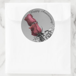 Pegatina Redonda Feliz aniversario | Fotografía de rosas rojas