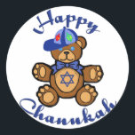 Pegatina Redonda Feliz Chanukah Teddy Bear<br><div class="desc">Un oso de peluche con una estrella judía en el pecho le desea a todos un Chanukah feliz.</div>