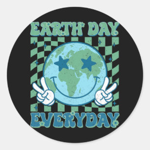 Pegatina Redonda Feliz Día de la Tierra 2025 Retro Groovy Earth Day