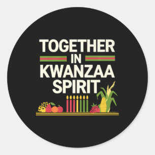 Pegatina Redonda Feliz feriado africano por las velas de Kwanzaa