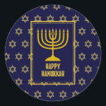 Pegatina Redonda FELIZ HANUKKAH Star David BLUE<br><div class="desc">Elegantes pegatinas festivos HANUKKAH con la estrella de oro falso de David como patrón de fondo. Parte de la colección FESTIVE STARS de diseños bereanos.</div>