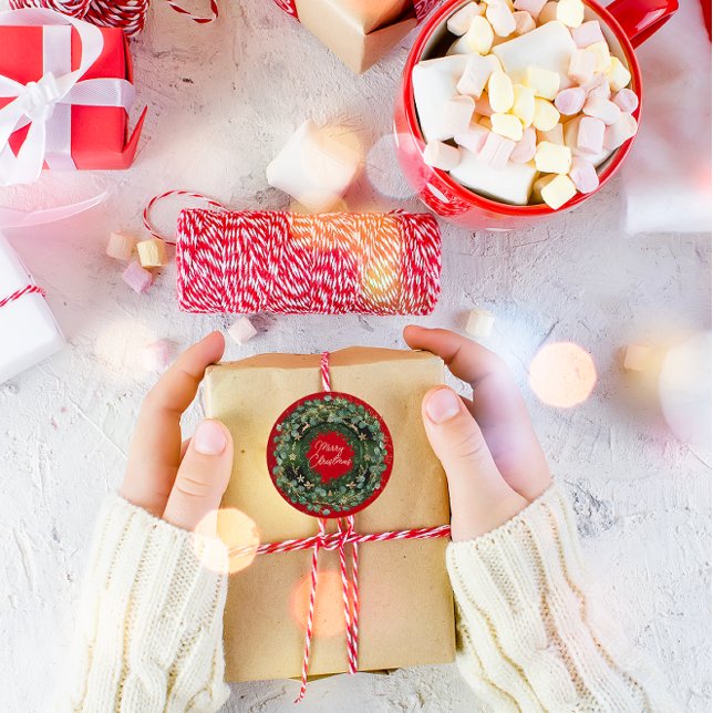 Pegatina Redonda Feliz Navidad Green Wreath Winter Red Woodland (Merry Christmas Green Wreath Winter Red Woodland Classic Round Sticker)