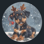 Pegatina Redonda Feliz Navidad Rottweiler Perro Reno<br><div class="desc">Perros de Cute Rottweiler disfrazados para Navidades. Perfecto para los amantes de las mascotas o los padres de perros durante las vacaciones.</div>