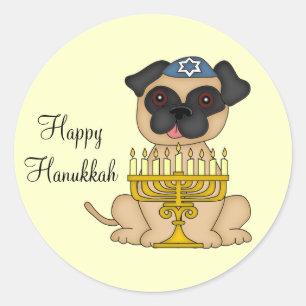 Pegatina Redonda Feliz perro de Hanukkah-Pug con Menorah