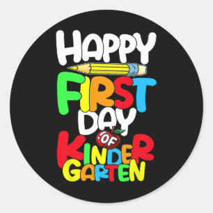 Pegatina Redonda Feliz Primer Día De Kindergarten Maestro Byck A Sc