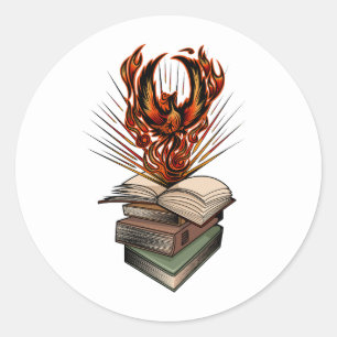 Pegatina Redonda Fénix Elevándose Sobre Llamas de Libros Fantasía