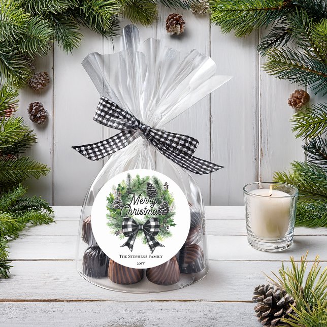 Pegatina Redonda Festive Holiday Wreath BW Bow Merry Christmas  (Festive Holiday Wreath with BW Check Coquette Bow "Merry Christmas" Favor or Gift Stickers)