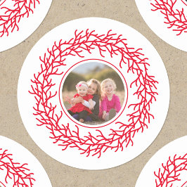 Pegatina Redonda Festividad Escandinava Wreath Festividad Roja y Bl