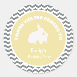 Pegatina Redonda fiesta de cumpleaños Bunny gracias amarillo