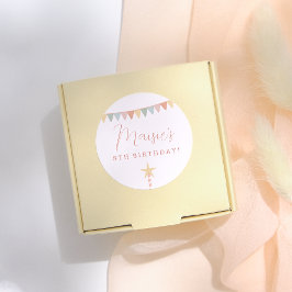 Pegatina Redonda Fiesta de cumpleaños de arcoiris y velas de estrel